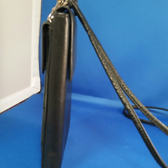 Wilsons Leather Black Neck wallet. - Picture 5 of 7